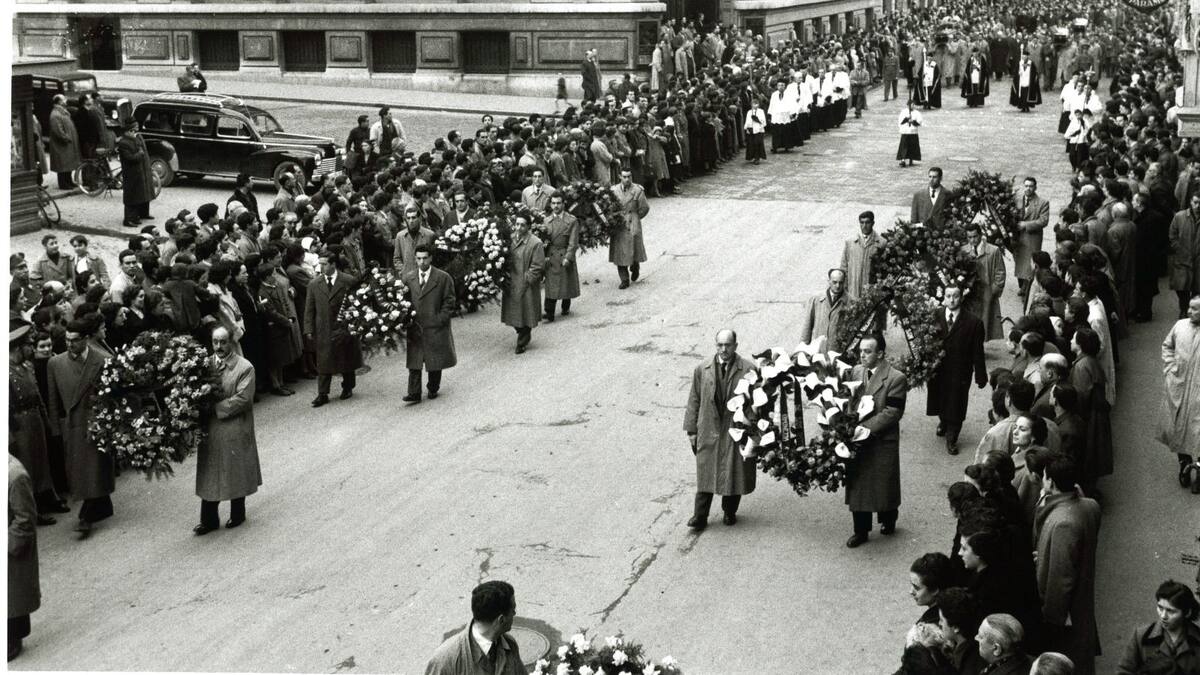 El libro 'El crimen del Carabanchel' revisita los asesinatos del bar Caravanchel.
