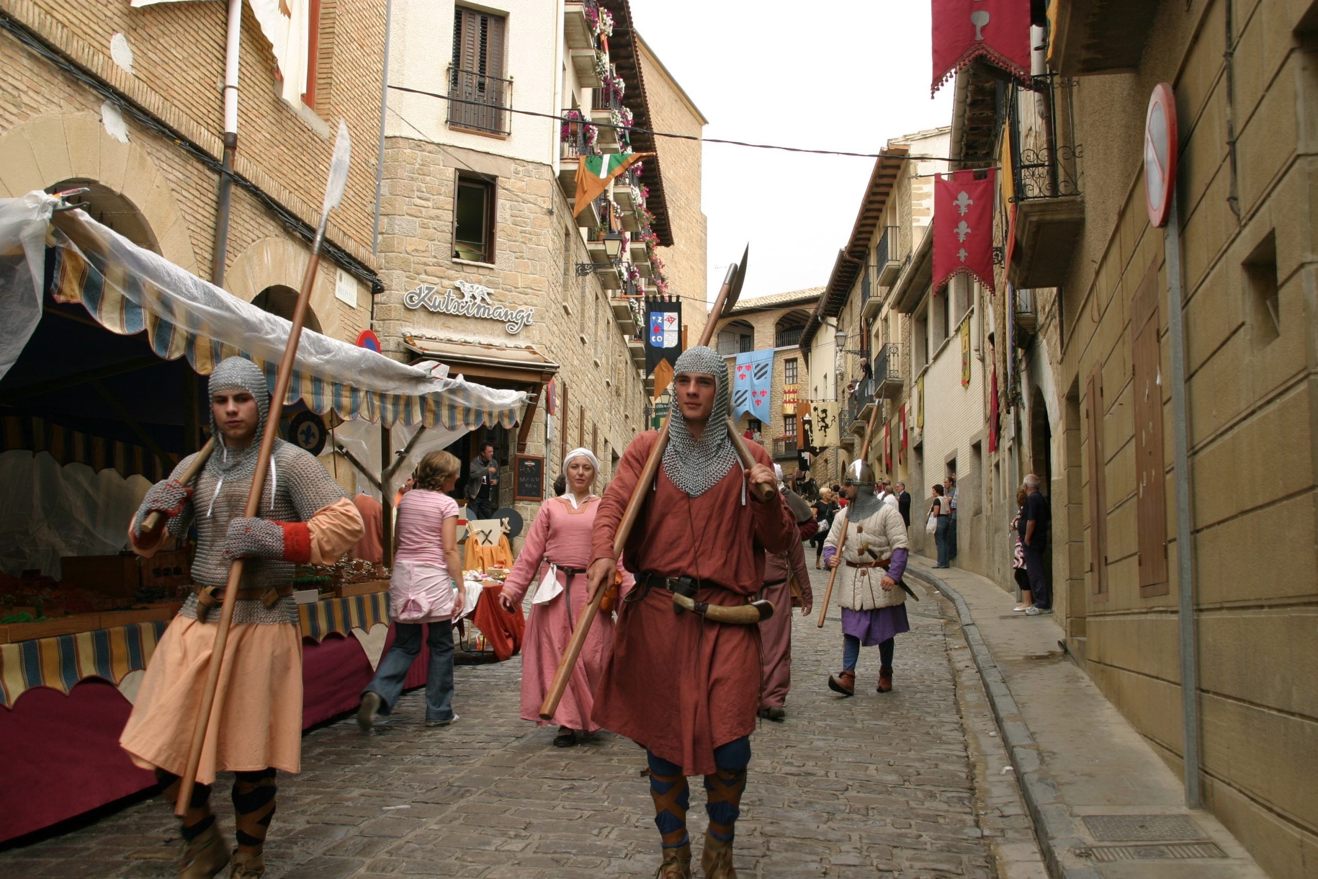 Celebración de las fiestas medievales en Artajona