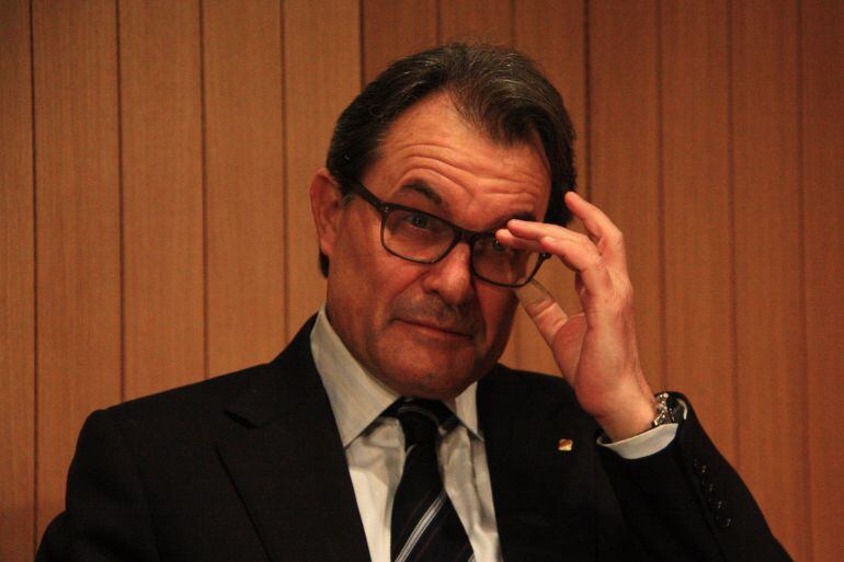 Mas admet que no hi haurà sobirania fiscal fins que no hi hagi la desconnexió "real i legal" de l'Estat