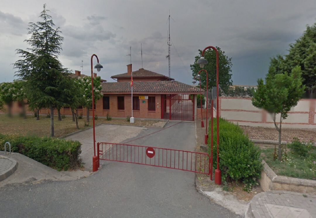 Puesto de la Guardia Civil en Madrigal de las Altas Torres