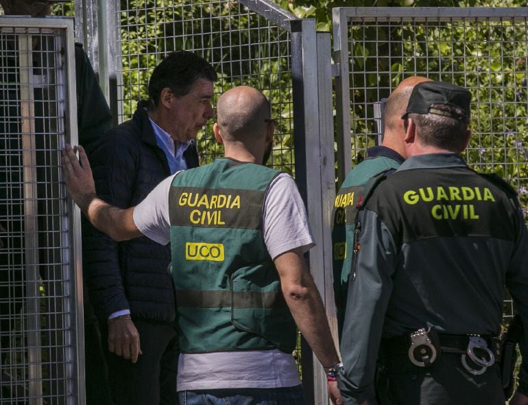 El expresidente de la Comunidad de Madrid Ignacio González en Comandancia General de la Guardia Civil en Tres Cantos (Madrid) 