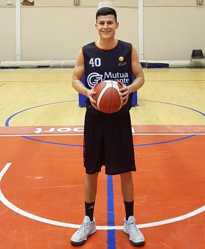 Juan Antonio Carpio, nuevo jugador del Nou Basquet Alcoi