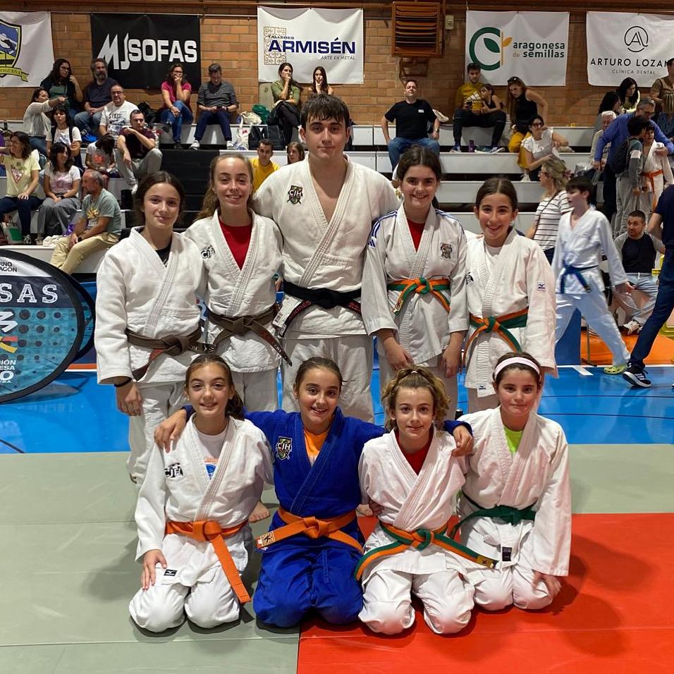 Deportistas del Club Judo Huesca