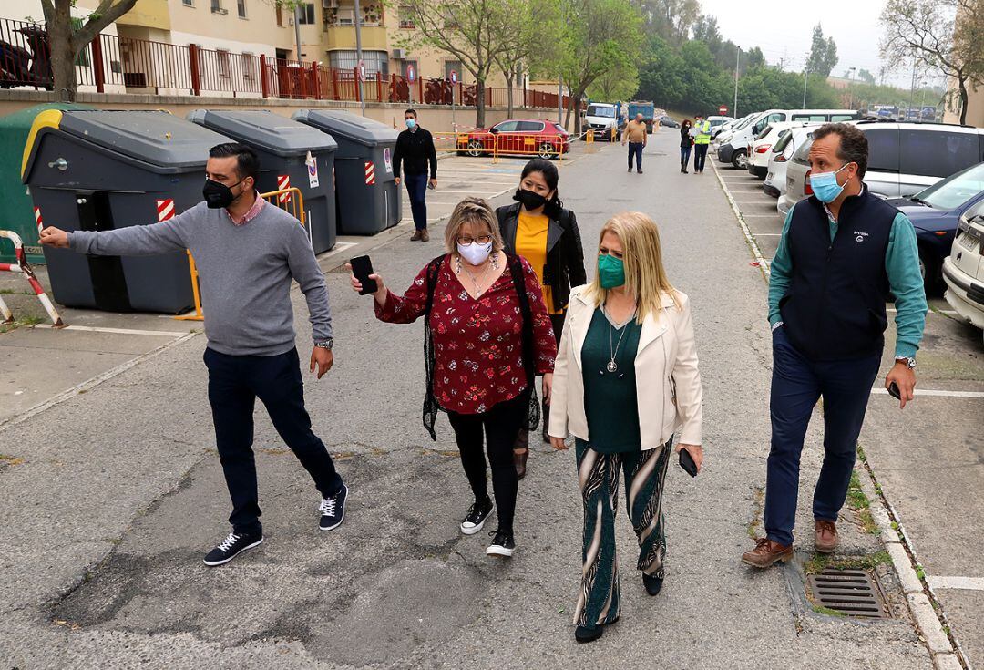 Visita de la alcaldesa de Jerez a la zona Sur