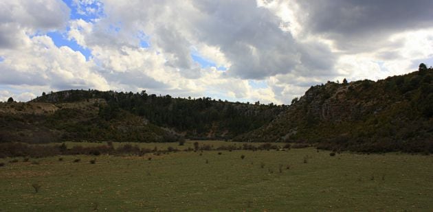 El pueblo de Lagunaseca toma el nombre de estas formaciones geológicas.