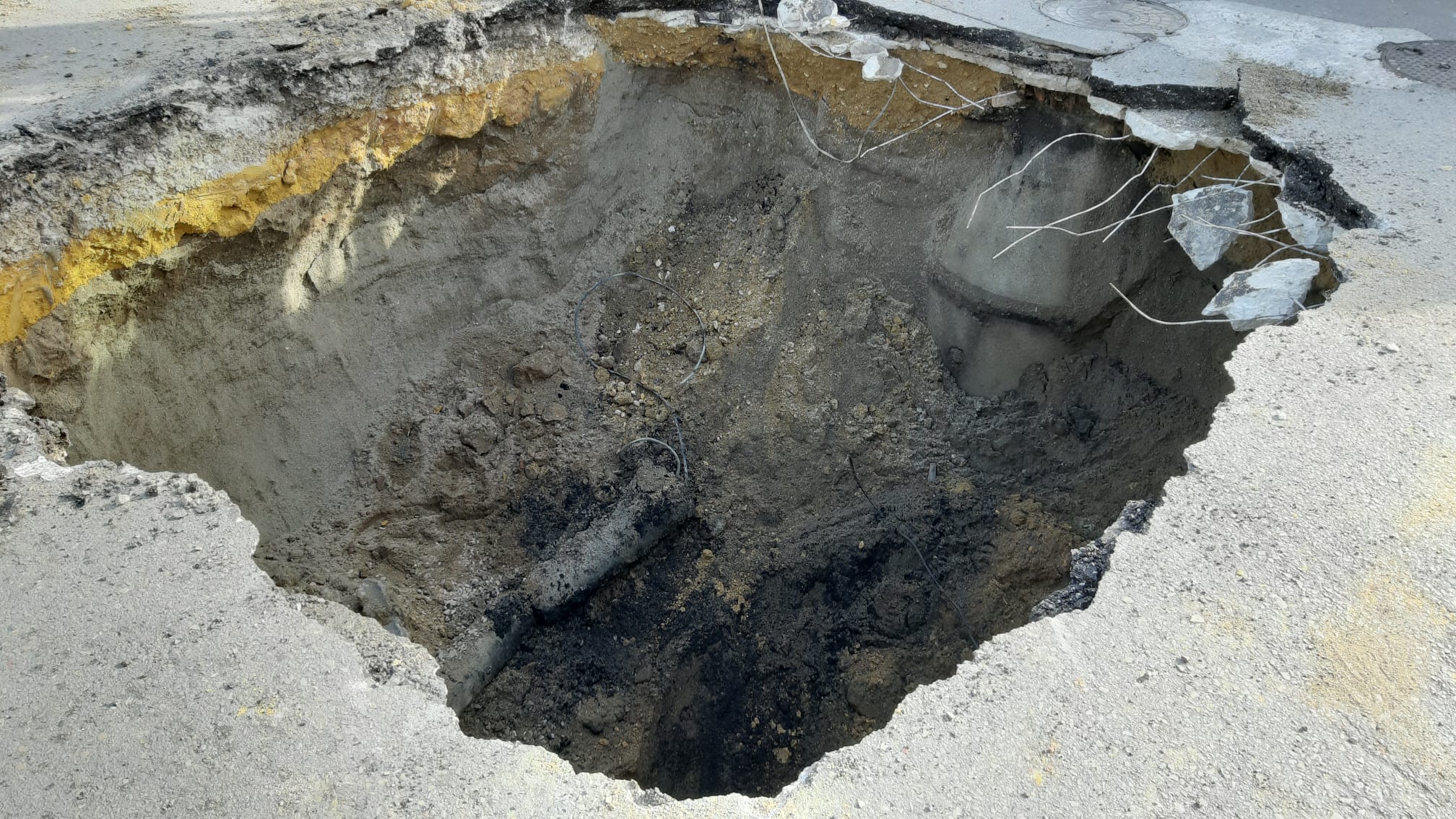 Imagen del socavón.