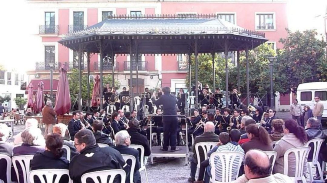 Concierto de la Banda Municipal de Jerez en la Alameda del Banco