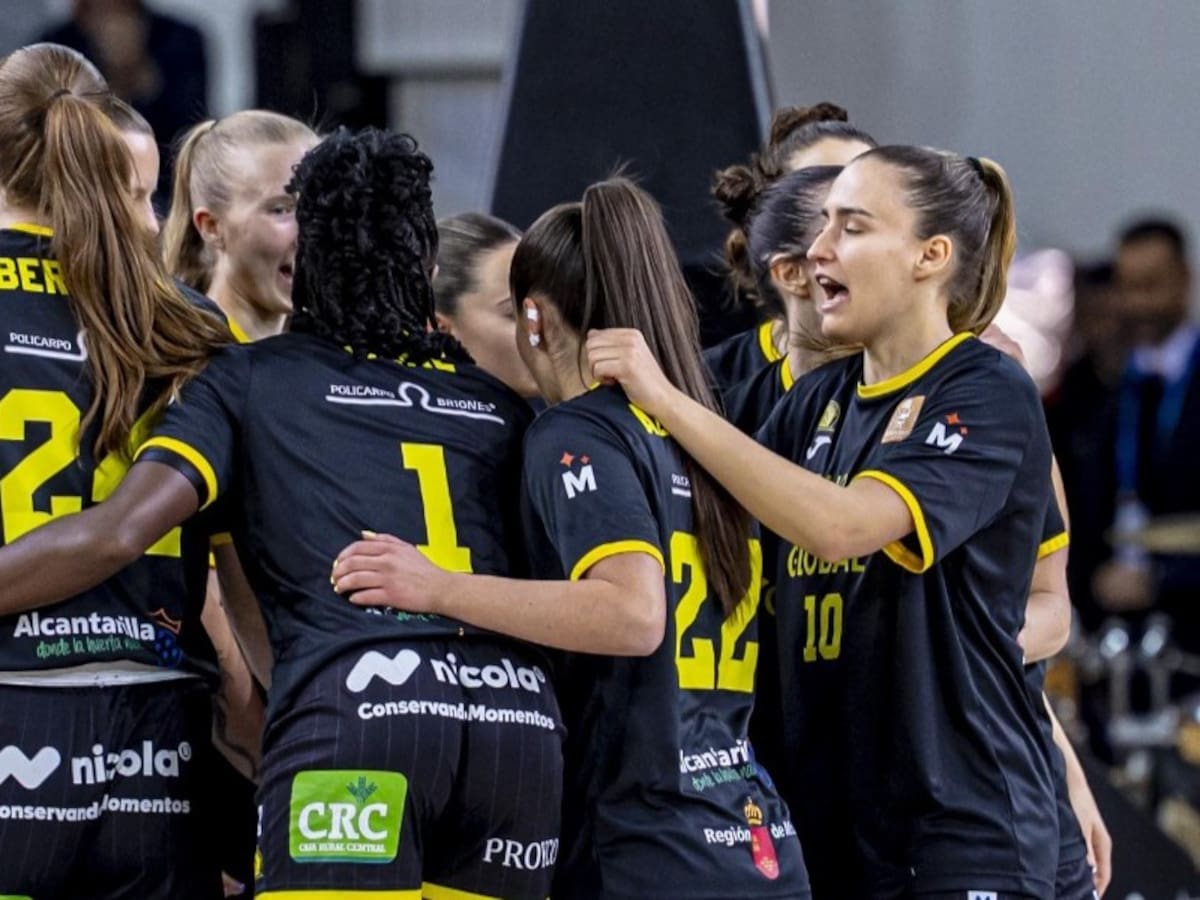 Salvador Costa: "El subcampeonato de Copa de la Reina es un paso más de consolidación de Hozono Global Jairis"