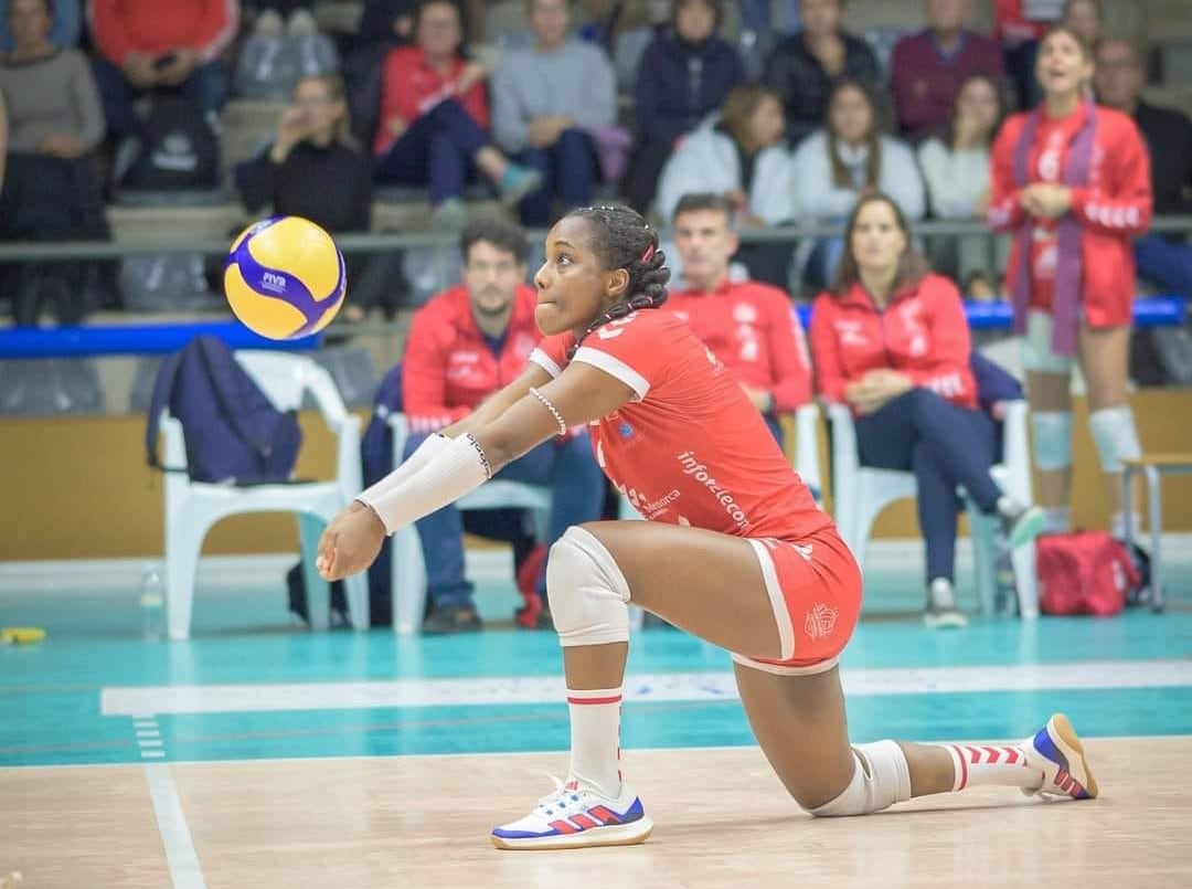 El Club Vòlei Ciutadella ha donat a conèixer aquest dimecres que la jugadora deixa l'entitat després de tres temporades.