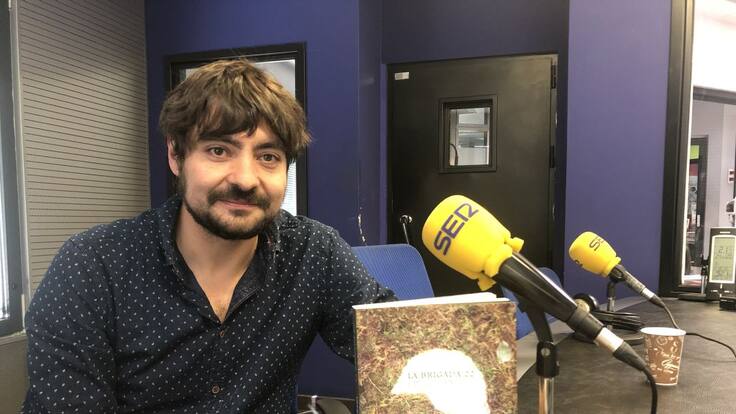 Emilio Gancedo debuta en la novela de la mano de “La Brigada 22” (01/10/19)