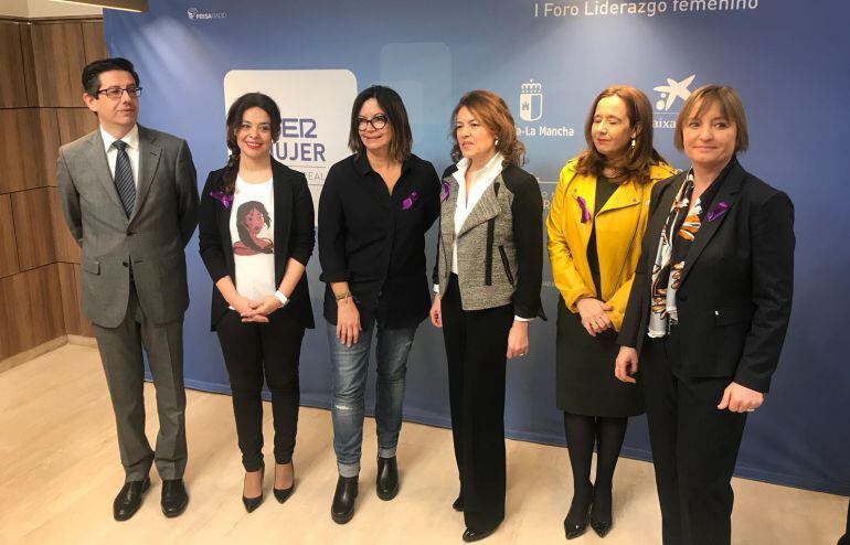 En el centro, Gemma Cernuda, Àngels Barceló y Patricia Soley-Beltrán en el I Foro de Liderazgo Femenino celebrado en Ciudad Real