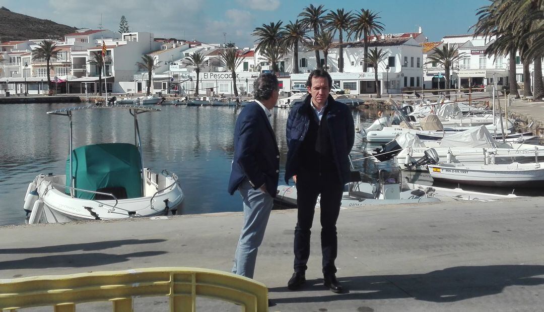 El conseller Marc Pons va explicar les millores a Fornells.