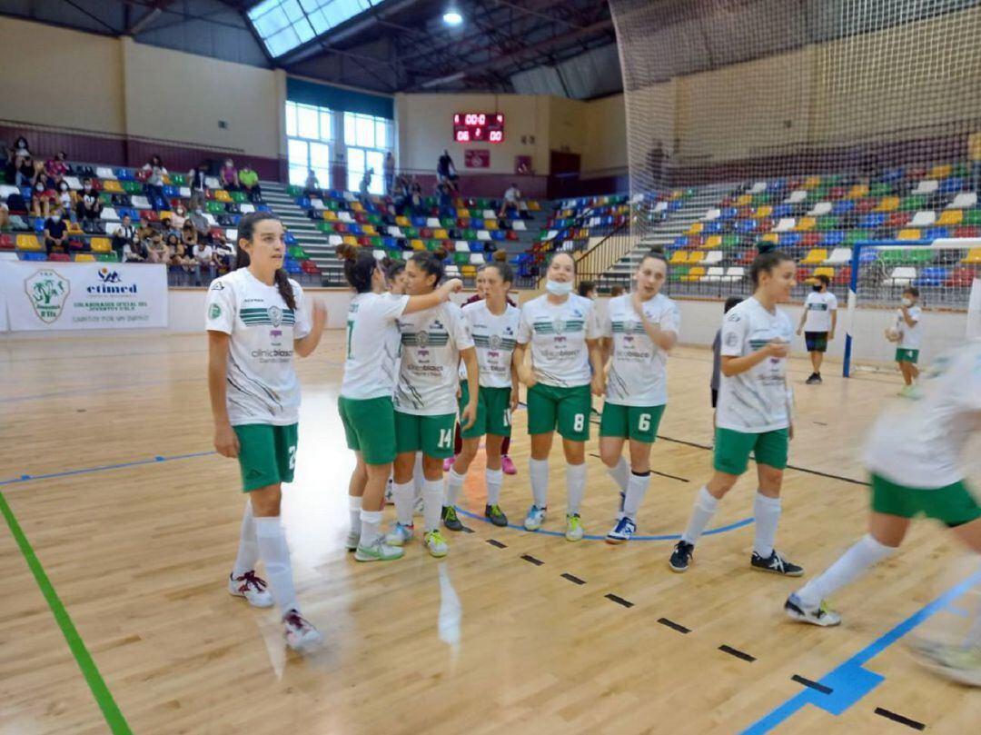 Las jugadoras del Joventut sueñan con el ascenso a Primera