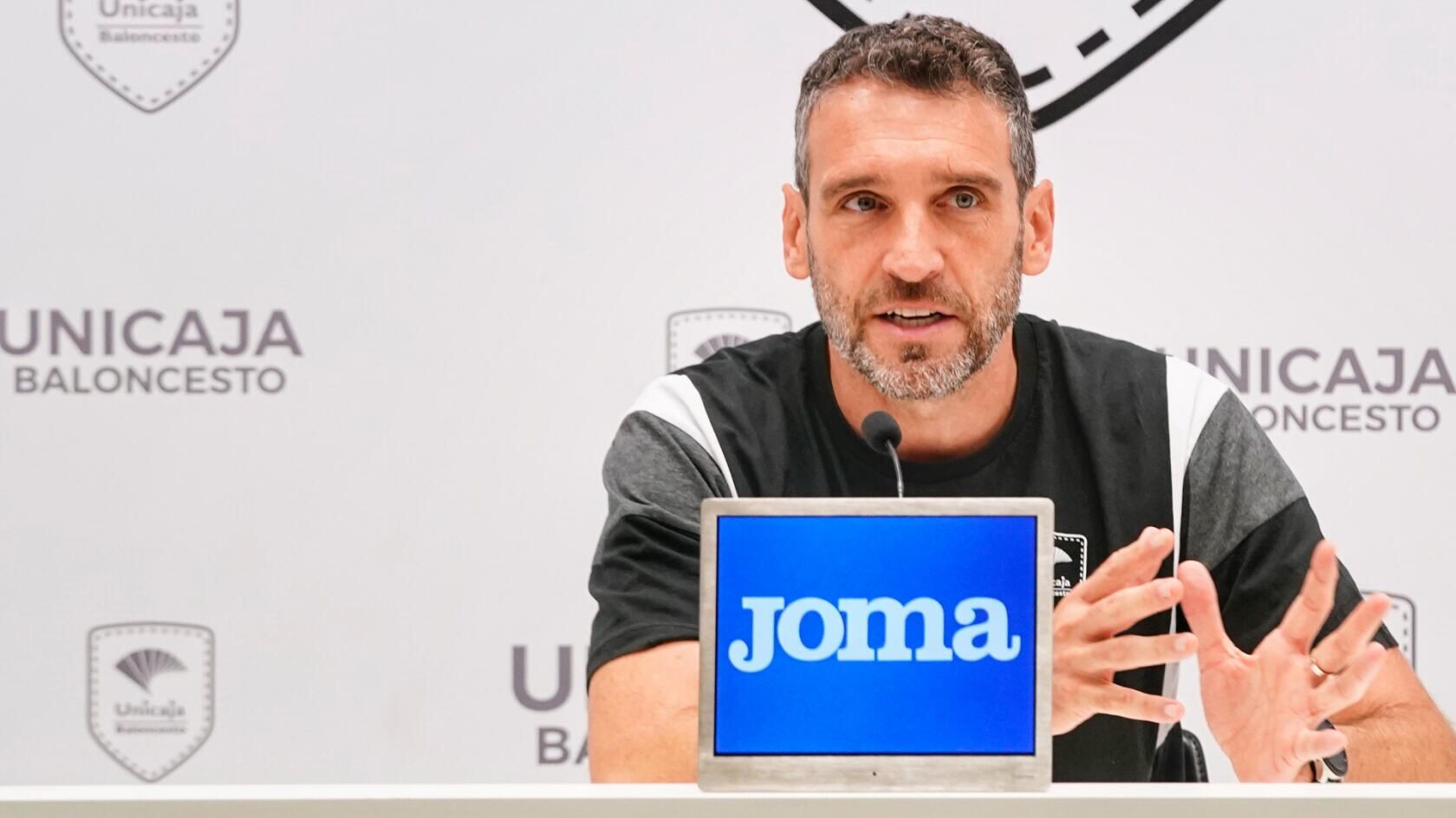 El técnico del Unicaja Ibon Navarro analizó al Dinamo Sassari, rival este miércoles en el primer encuentro de la BCL