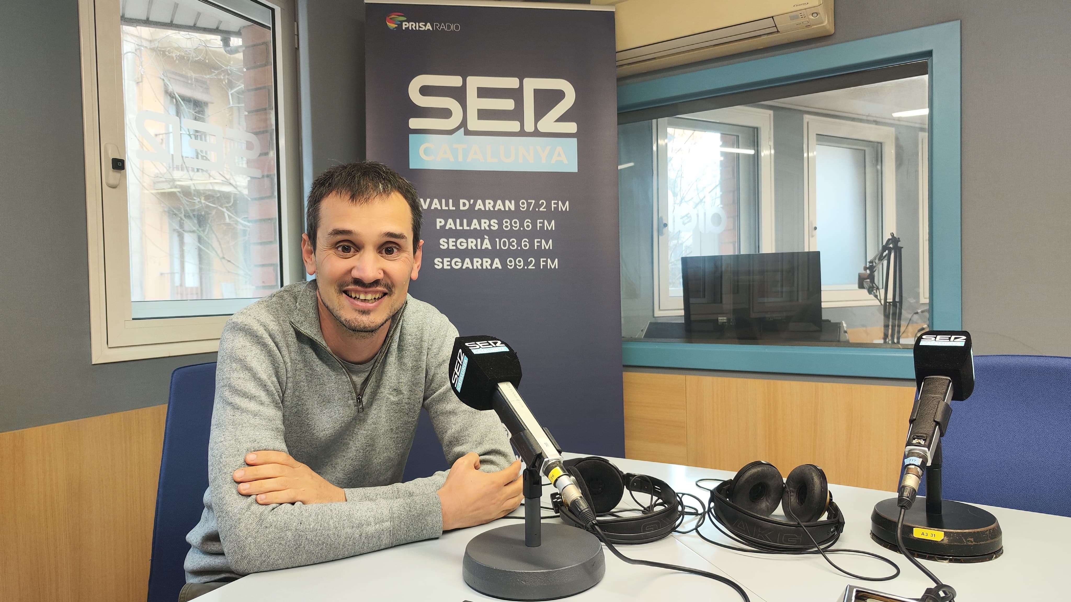 Joan Solé, responsable de Blauver, explica que aviat treuran al mercat gominoles d'espirulina.