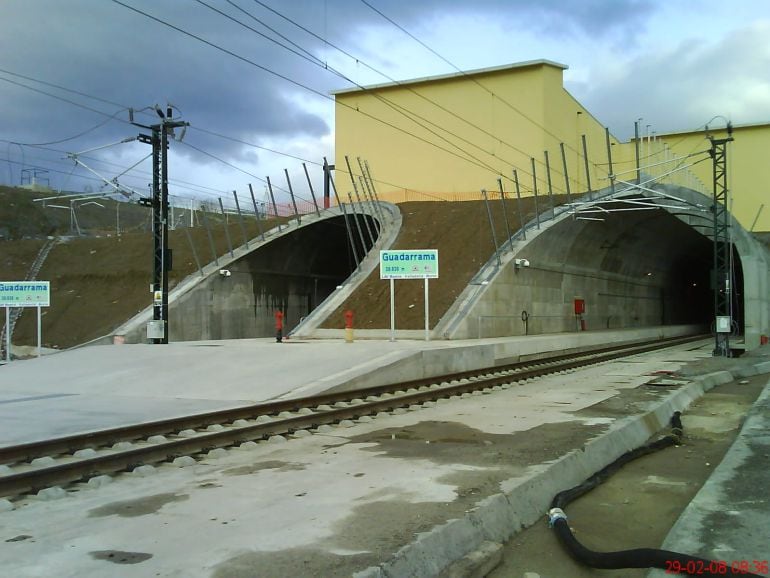 Imagen del túnel de Guadarrama.