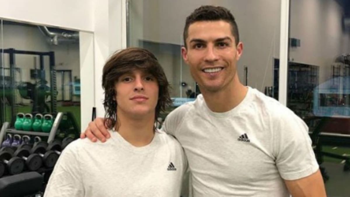 Pablo Moreno: "Para mí el mejor '9' del mundo es Luis Suárez"