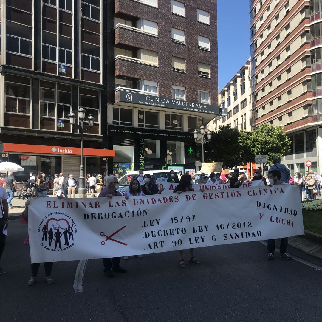 La protesta saltó al asafalto a pesar de las advertencias policiales