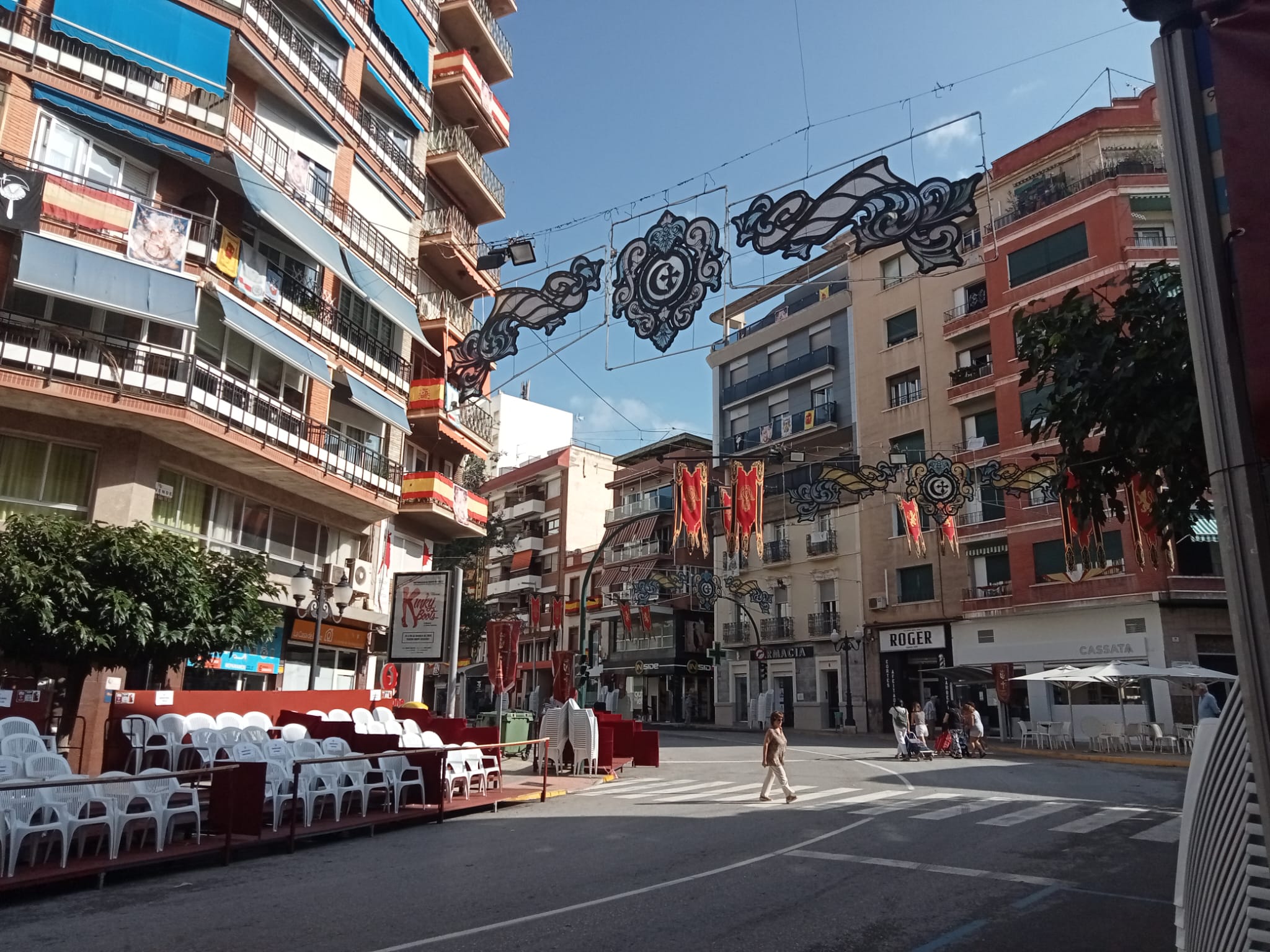 Tribunas en las fiestas de Villena