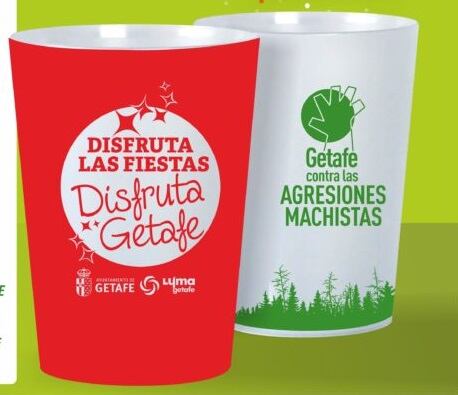 La iniciativa de los vasos reutilizables ya se puso en marcha en las fiestas anteriores a la pandemia