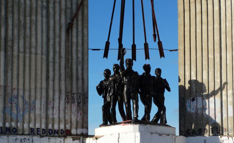 Monumento a Onésimo Redondo situado en el cerro de San Cristóbal