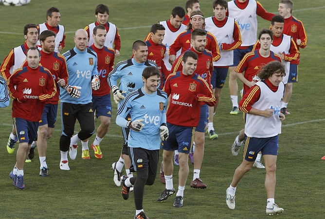 Los jugadores de la selección española durante el entrenamiento