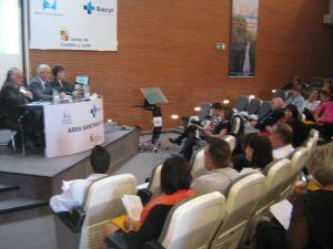 Más de 140 profesionales de enfermería participan en las jornadas sobre salud mental