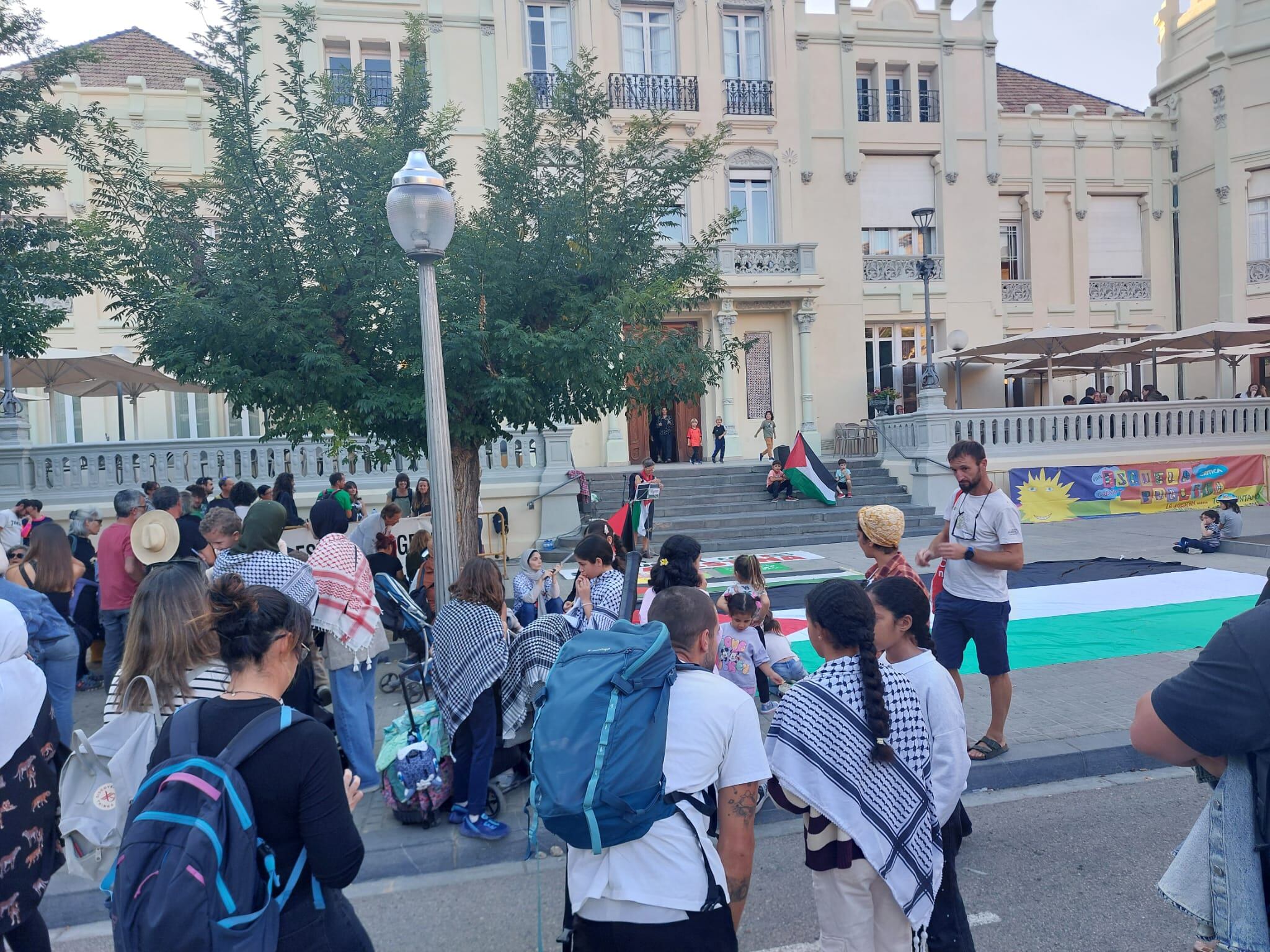 Concentración contra el genocidio de Gaza en Huesca