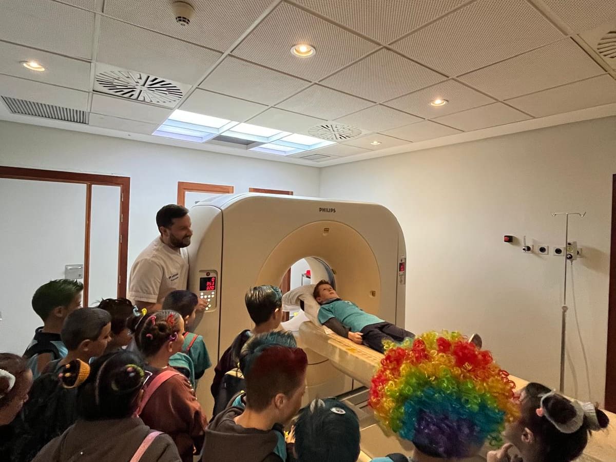 Vithas Castellón acerca los primeros auxilios y los hábitos saludables al entorno escolar