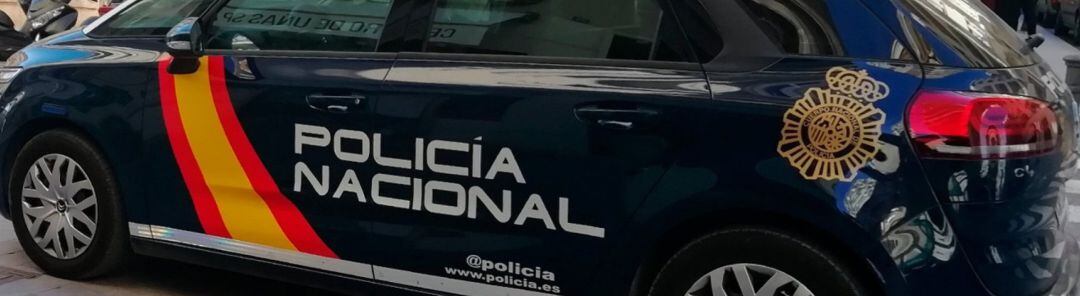 Automóvil de la policía nacional