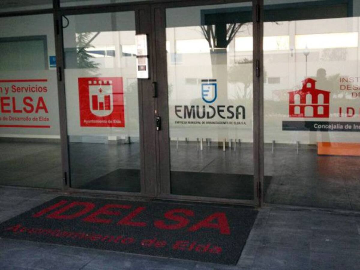 Emudesa pone en marcha un plan de mediación para evitar conflictos en los bloques 21-23 de Almafrá