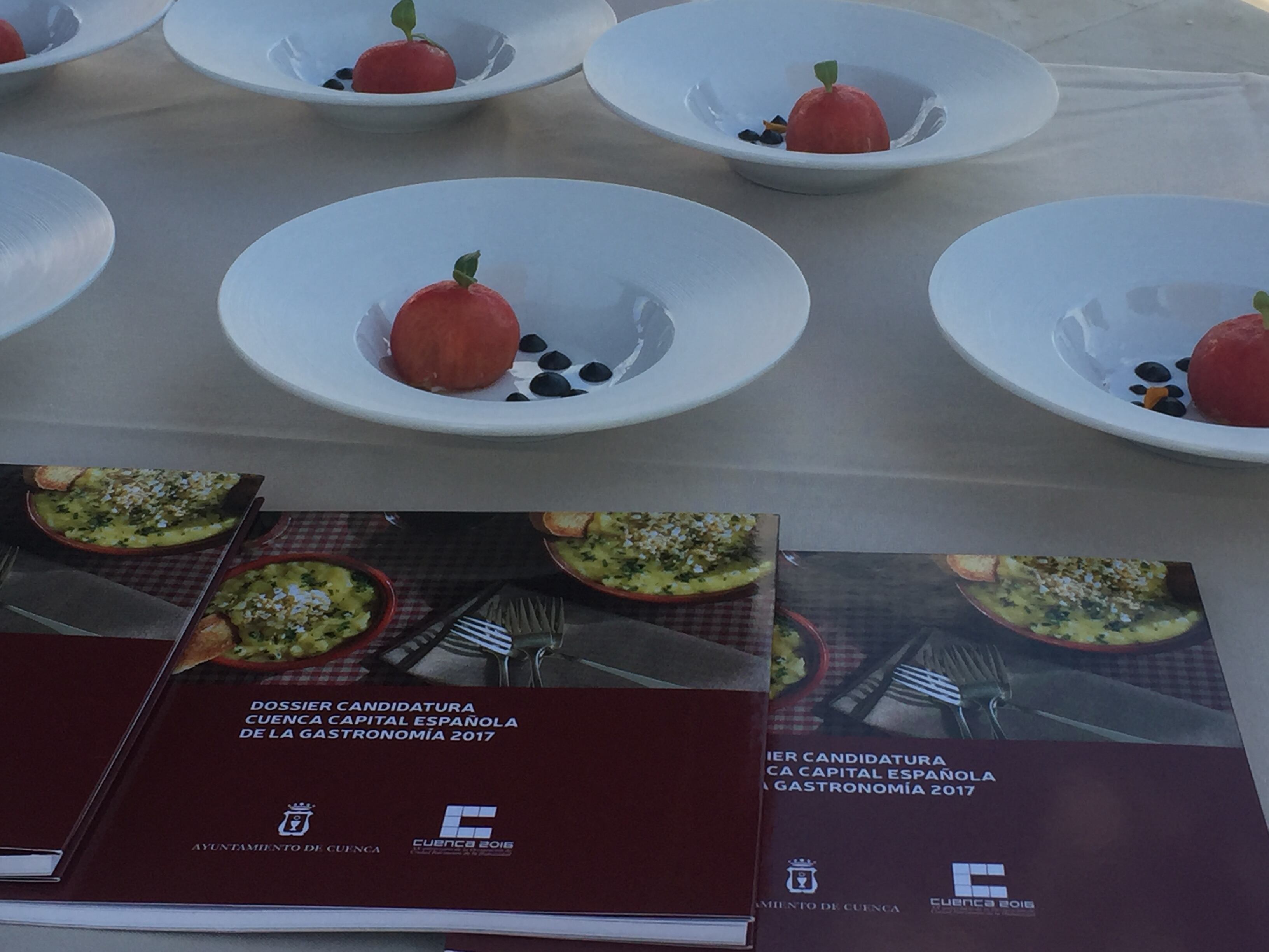 Cuenca presentó candidatura a Capital Española de la Gastronomía para los años 2017 y 2018