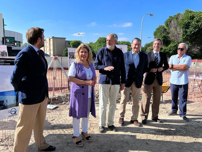 Colocación de la primera piedra de la nueva sede de Proyecto Hombre