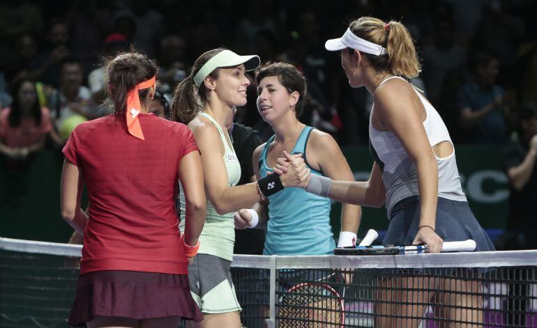 HIngis y Mirza, campeonas en dobles