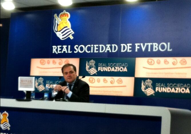 Jokin Aperribay en un momento de su comparecencia de esta mañana en Anoeta.