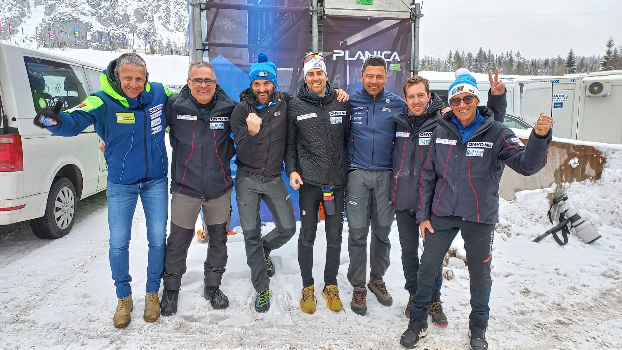 D'esquerra a dreta Carles Visa, Joan Erola, Marc Puigsubirà, Irineu Esteve, Christian Zorzi, Guillem Cairat i Fausto Zoller