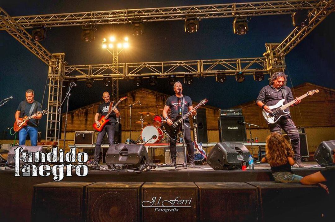 Banda linarense Fundido a Negro