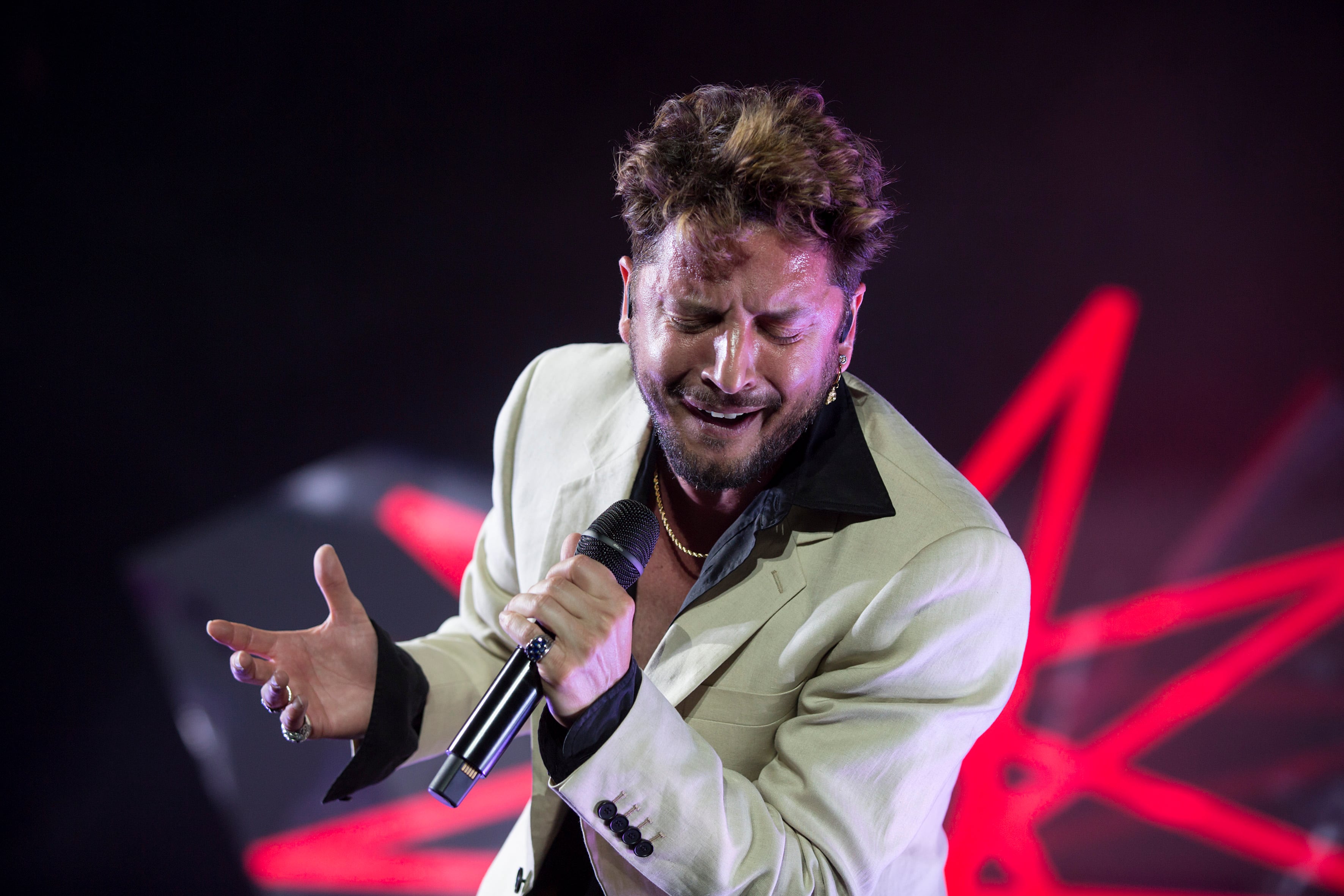 Manuel Carrasco durante un concierto en Málaga el pasado 28 de mayo.