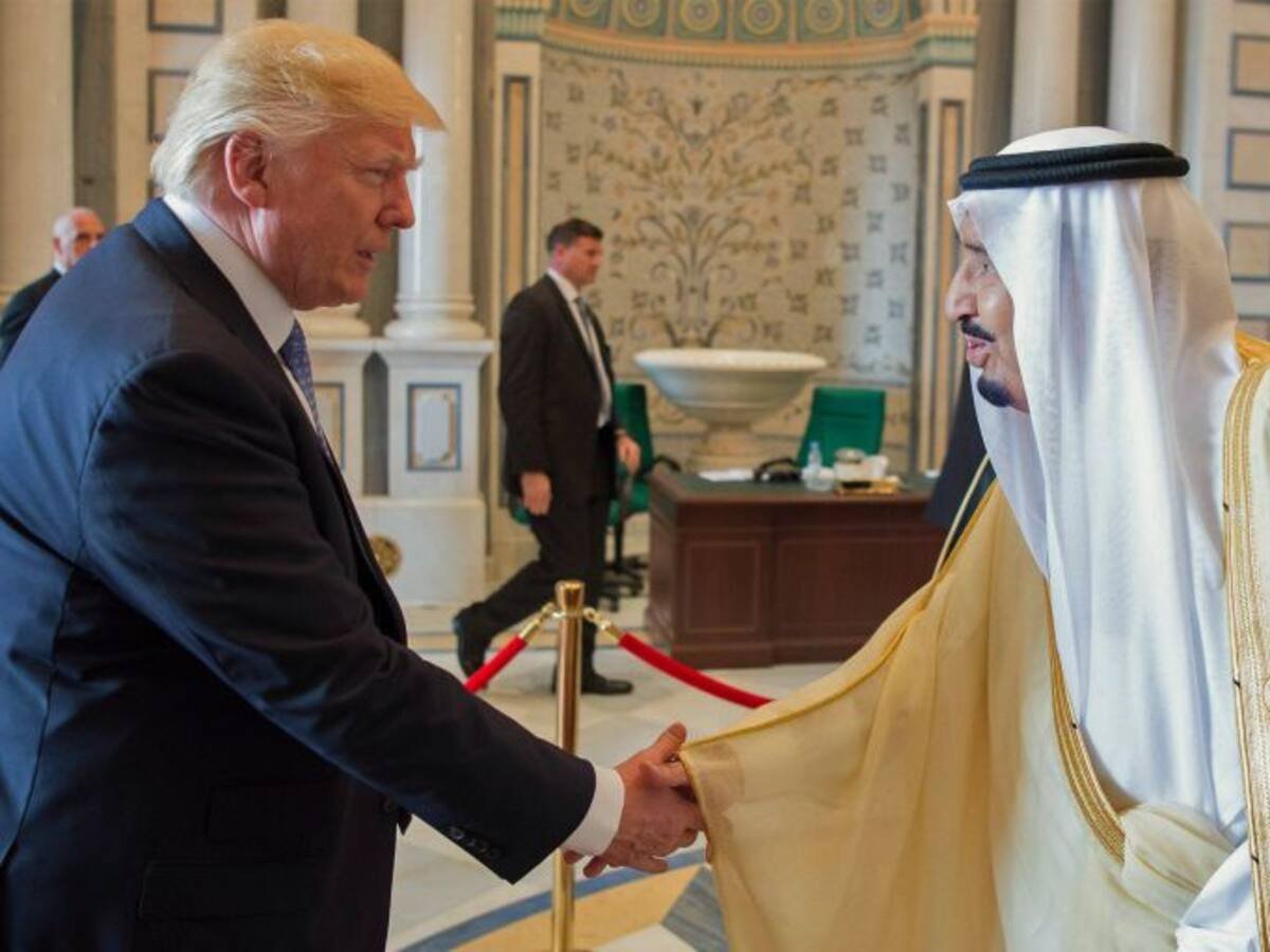 Donald Trump pide a los países musulmanes luchar unidos contra el extremismo