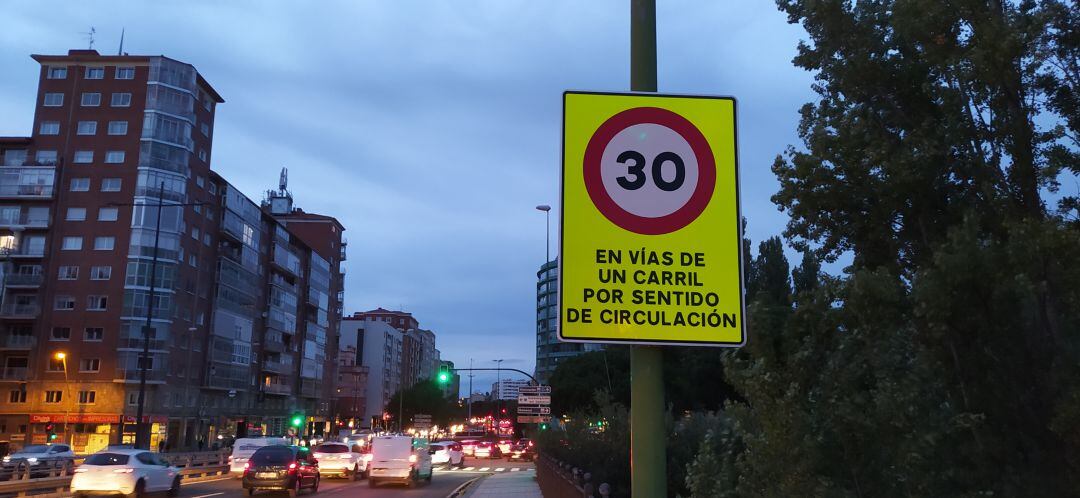 Las señales ya están ubicadas en las entradas de la ciudad en las vías afectadas