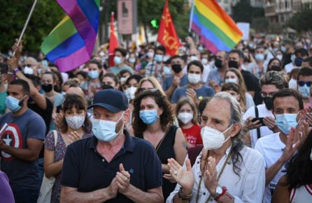 Cientos de personas durante una manifestación para condenar el asesinato de un joven de 24 años el pasado sábado en A Coruña debido a una paliza, a 5 de julio de 2021, en Valencia, (España)