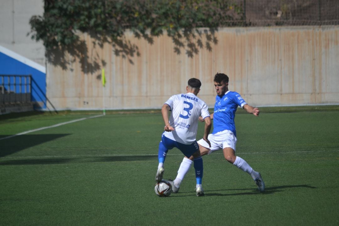 Xerez DFC pierde ante el colista