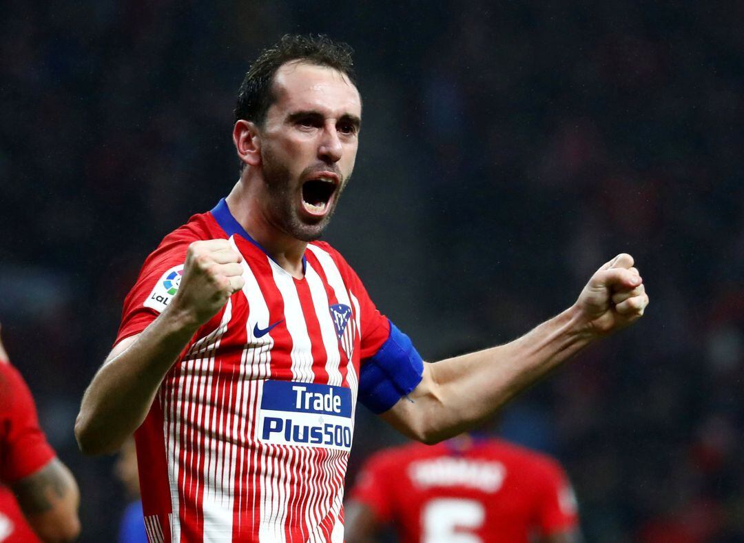 El futuro de Godín aún no está claro y el jugador todavía no ha renovado con el Atlético