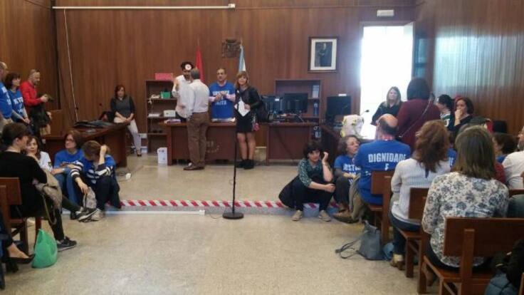 Sigue la huelga de justicia