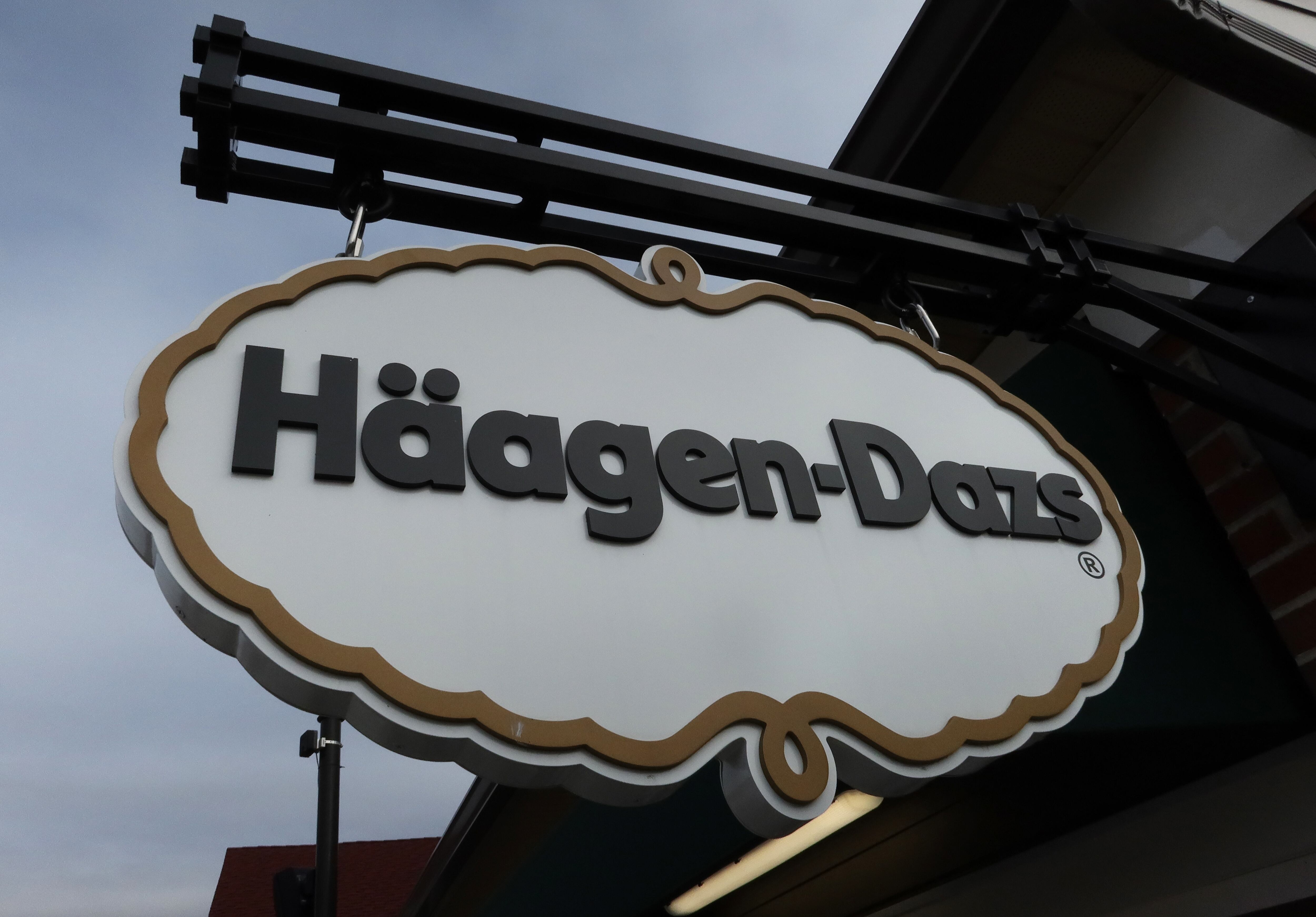 Cartel de la una tienda Haagen-Daz en un centro comercial de Nueva York.