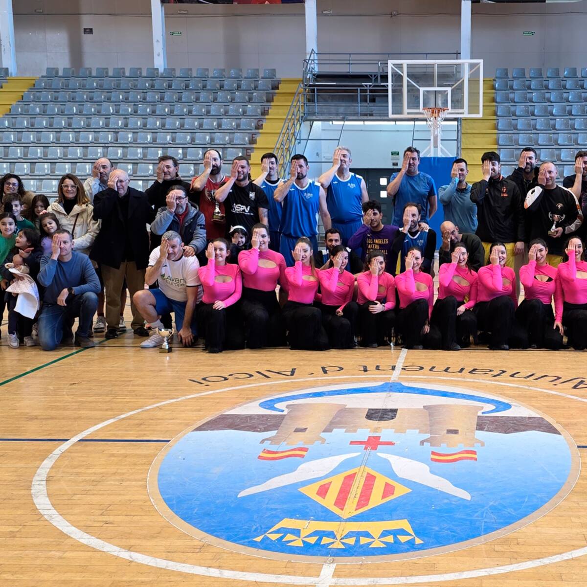 El XVIII All Star XVI Memorial Quico Córcoles vuelve a ser una fiesta del baloncesto y visibiliza la Encefaliomelitis Miálgica