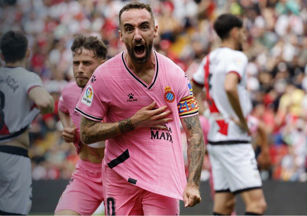 Darder estalla de alegría tras la victoria del Espanyol en Vallecas.
