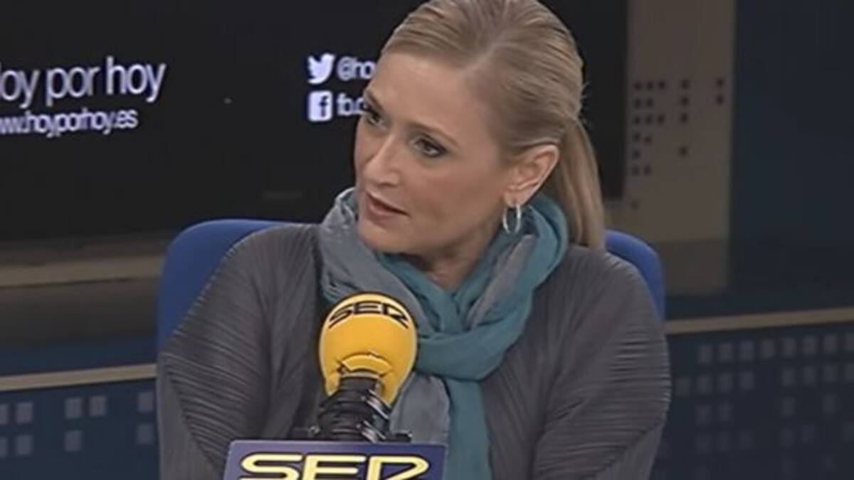 Cifuentes, 'pillada' por la fonoteca