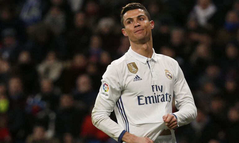 Cristiano Ronaldo lamenta una jugada ante el Celta