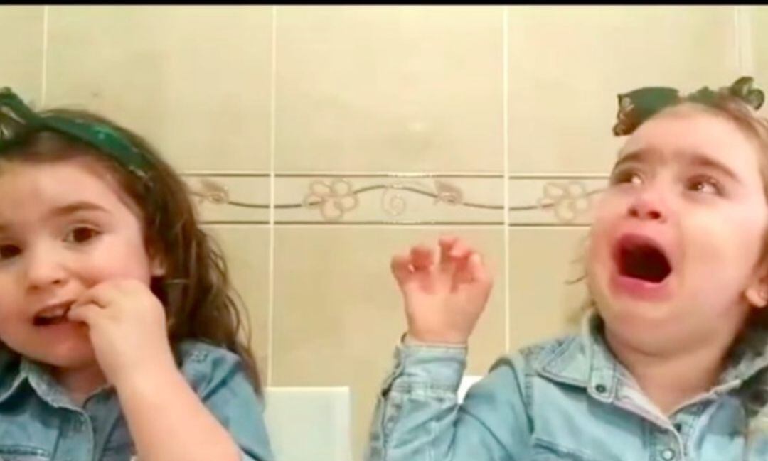 Jimena y Manuela en un vídeo viral.